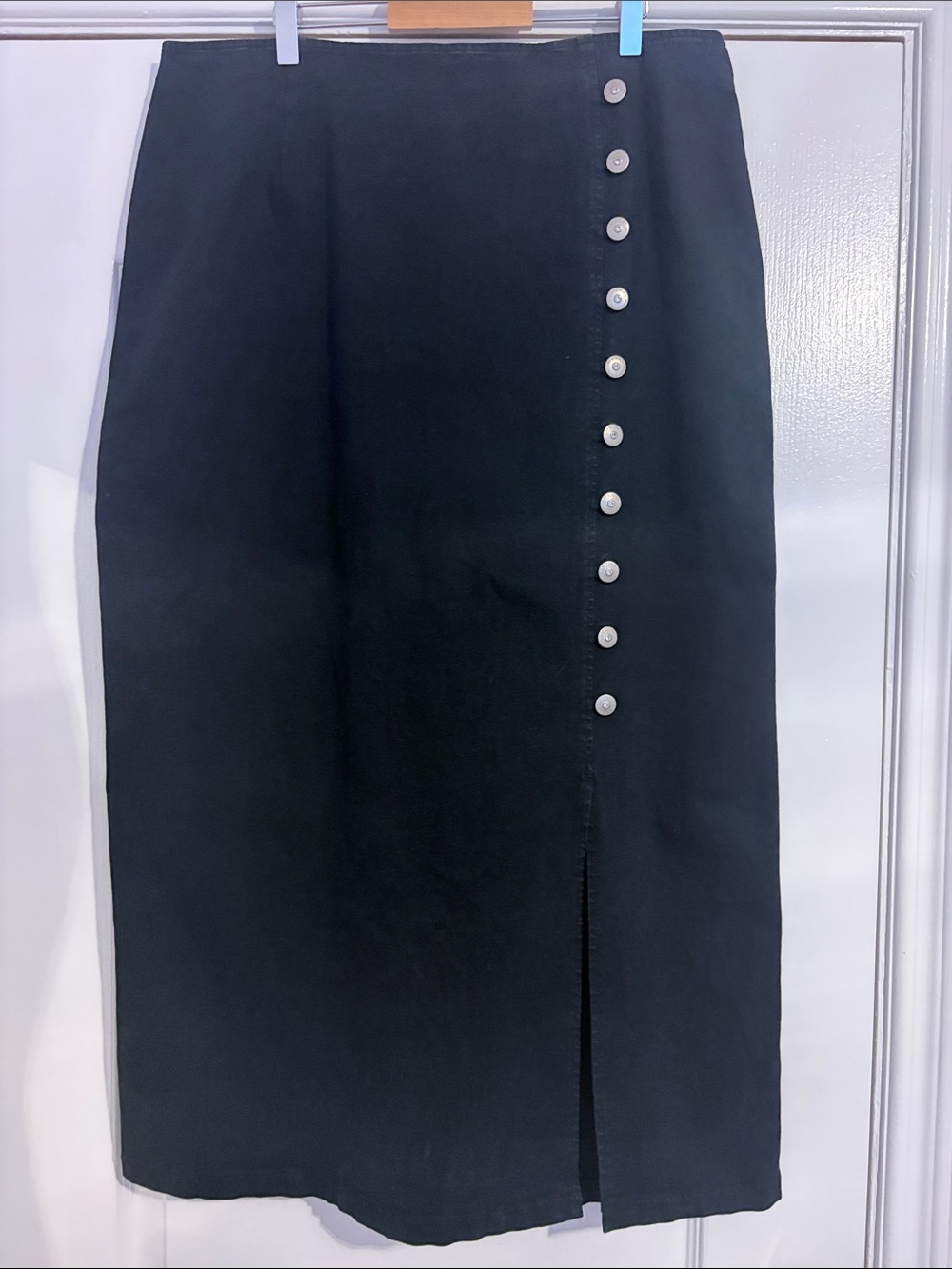 Lafei Nier Black denim Skirt with Side Button Detail